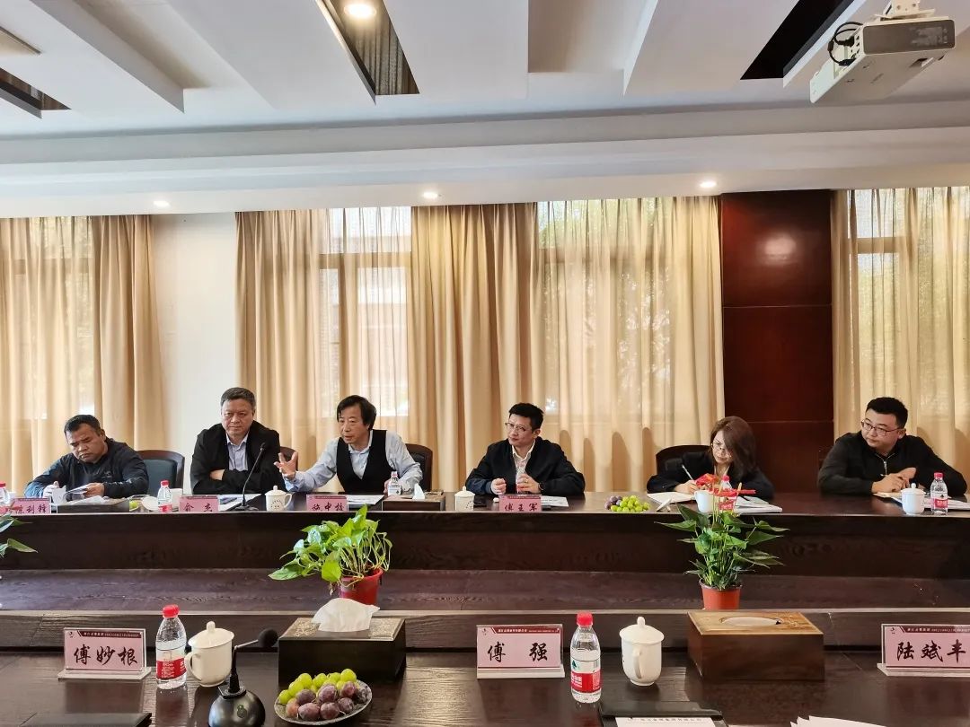 众安集团考察团一行走访亿发官网_亿发(中国)
集团